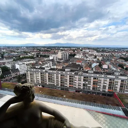 Retro Romance In Apartment Mulhouse